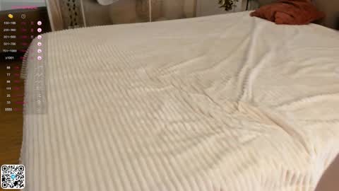 Elsa online show from March 5, 2025, 7:49 pm