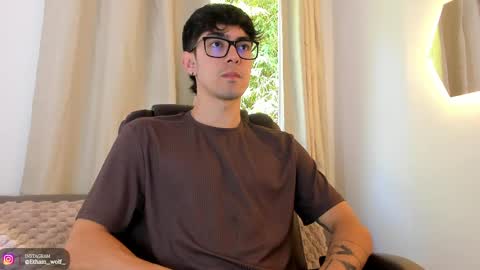 etham_wolf1 online show from May 9, 2026, 12:43 pm
