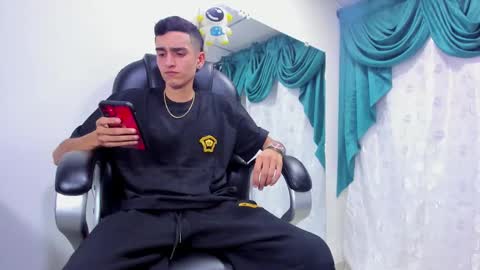 Ethan online show from February 14, 2025, 1:23 am