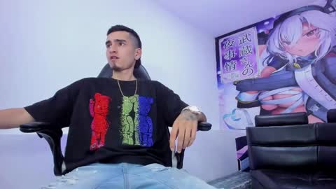 Ethan online show from September 19, 2025, 8:53 pm