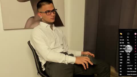 Snapshot of ethan_devis7 chatting on October 29, 2025, 8:54 pm Ethan - Independent model online show from October 29, 2025, 8:54 pm