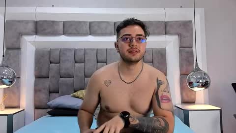 Snapshot of ethan_greys chatting on November 15, 2025, 4:21 am ethan_greys online show from November 15, 2025, 4:21 am