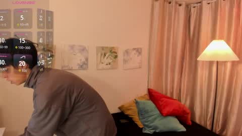 Snapshot of ethan_qop chatting on May 18, 2026, 11:05 am Ethan online show from May 18, 2026, 11:05 am