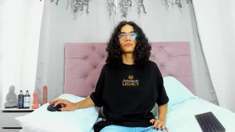 ethanblackwoodd online show from December 19, 2025, 8:05 pm