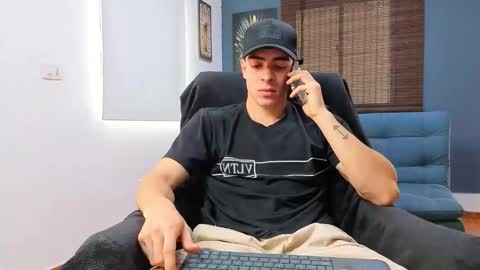 Snapshot of ethangreey1 chatting on March 4, 2026, 3:40 pm ethangreey1 online show from March 4, 2026, 3:40 pm