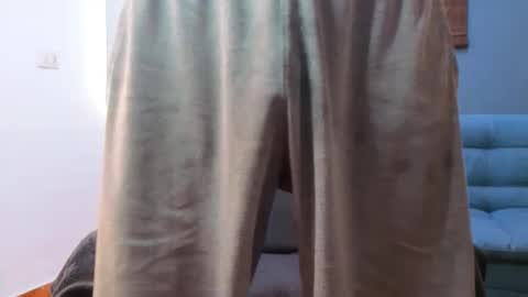 Snapshot of ethangreey1 chatting on April 2, 2026, 4:59 pm ethangreey1 online show from April 2, 2026, 4:59 pm