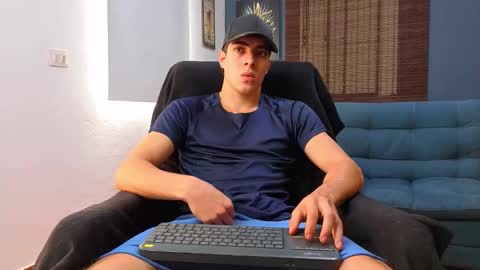 Snapshot of ethangreey1 chatting on April 23, 2026, 2:30 pm ethangreey1 online show from April 23, 2026, 2:30 pm