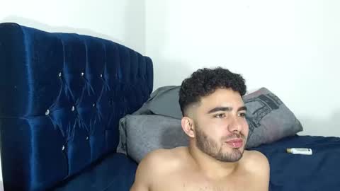 Snapshot of ethanhairy chatting on February 5, 2025, 11:28 pm Ethan online show from February 5, 2025, 11:28 pm