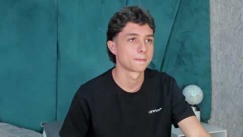 ethanlowell online show from January 20, 2025, 8:18 pm