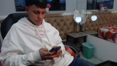 Snapshot of ethanx18 chatting on May 20, 2026, 5:02 am ethanx18 online show from May 20, 2026, 5:02 am
