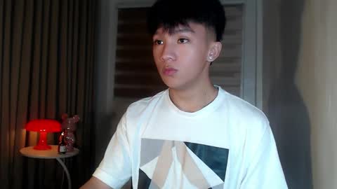 Rey online show from April 2, 2026, 11:46 pm