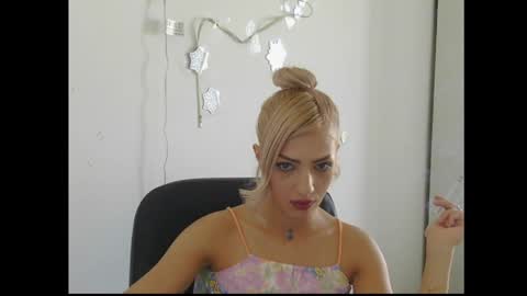 Serena online show from May 20, 2026, 8:20 am