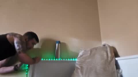 Snapshot of etherless86 chatting on January 21, 2025, 3:32 pm Etherless online show from January 21, 2025, 3:32 pm