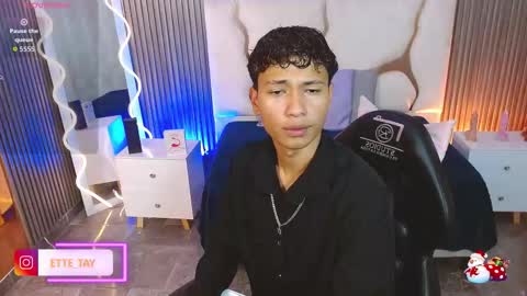 Snapshot of ette_tay chatting on November 18, 2025, 3:34 am ette online show from November 18, 2025, 3:34 am