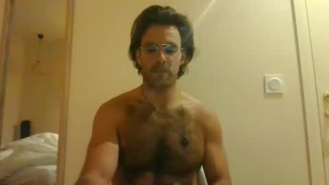 eufrane online show from October 22, 2025, 8:41 pm