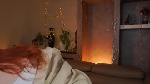 Lillie here and its my first day online show from November 14, 2025, 12:04 pm