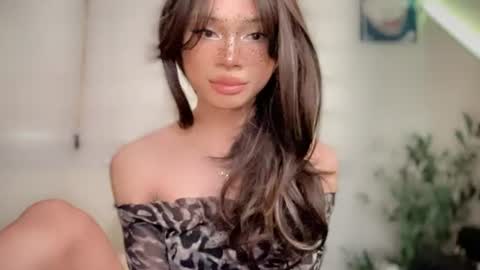 Snapshot of euphoric_goddess chatting on June 28, 2026, 4:40 am euphoric_goddess online show from June 28, 2026, 4:40 am