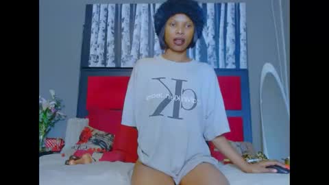 eva4him831 online show from October 3, 2025, 10:07 pm