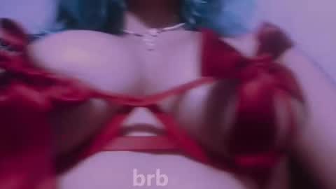 Snapshot of eva_brooks1 chatting on November 11, 2025, 3:56 pm Iris Smile independent model online show from November 11, 2025, 3:56 pm