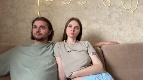 Eva Calvin online show from April 16, 2026, 4:13 am