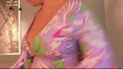 EVA DAEMON  online show from November 17, 2025, 11:54 pm