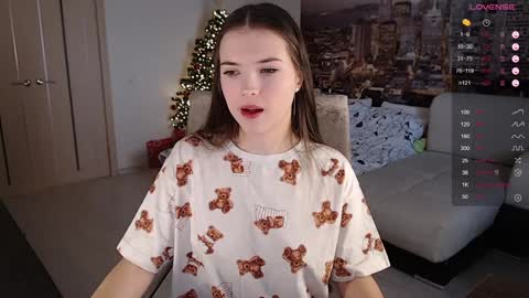 Snapshot of eva_davie chatting on December 27, 2024, 8:02 am Eva online show from December 27, 2024, 8:02 am