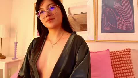 Evaa Depp online show from January 22, 2025, 3:51 pm