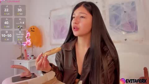 Evaa Depp online show from October 13, 2025, 1:22 pm