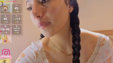 Snapshot of eva_depp_ chatting on May 7, 2026, 10:09 am Eva online show from May 7, 2026, 10:09 am