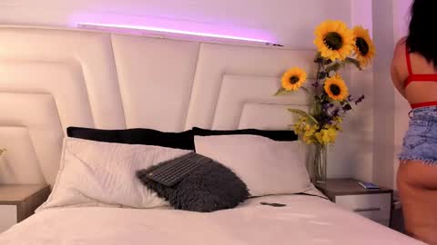 Snapshot of eva_jamees chatting on September 24, 2025, 2:48 am Eva Jamees online show from September 24, 2025, 2:48 am