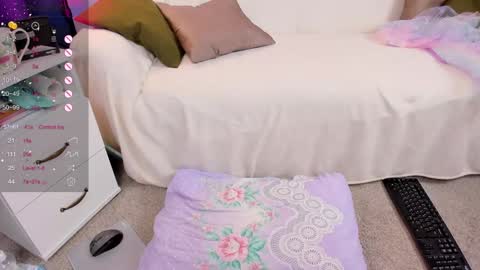 Snapshot of eva_lav chatting on January 9, 2025, 9:48 am Eva Lav online show from January 9, 2025, 9:48 am