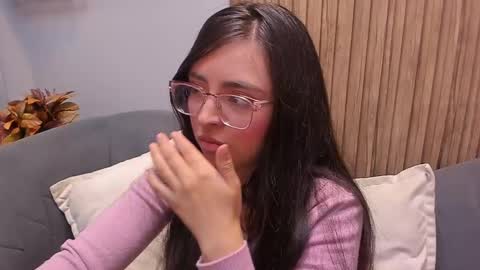 Angelinne online show from December 22, 2024, 3:33 am