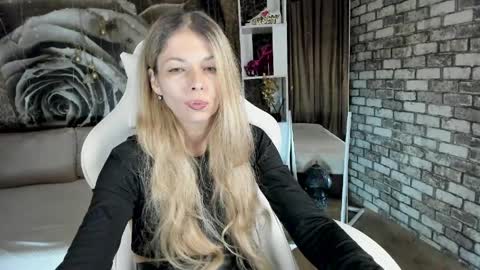 Eva online show from April 6, 2026, 4:19 pm