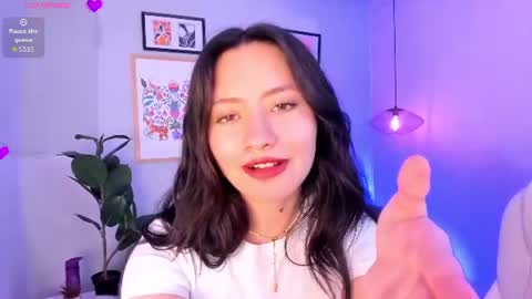 Snapshot of eva_monet chatting on June 23, 2026, 6:17 pm eva_monet online show from June 23, 2026, 6:17 pm