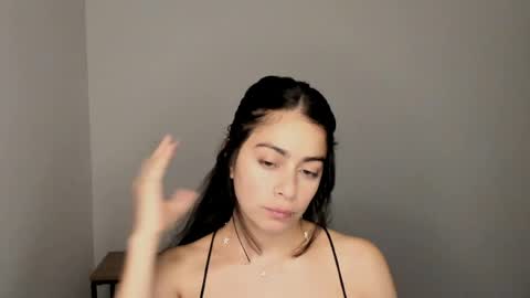 Snapshot of eva_monn chatting on June 2, 2026, 12:23 am eva_monn online show from June 2, 2026, 12:23 am