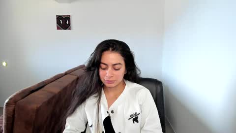 Snapshot of eva_monn chatting on July 8, 2026, 4:55 pm eva_monn online show from July 8, 2026, 4:55 pm