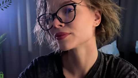 Eva online show from September 27, 2025, 4:34 pm