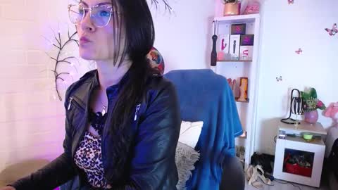 Snapshot of eva_notty_ chatting on September 9, 2025, 1:10 pm Eva Notty online show from September 9, 2025, 1:10 pm