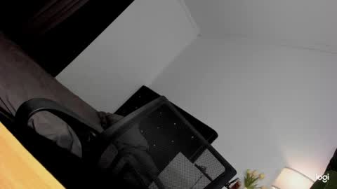 EVA online show from April 30, 2026, 3:35 am