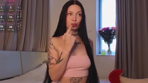 Snapshot of eva_pixie chatting on November 12, 2025, 3:07 am Eva online show from November 12, 2025, 3:07 am