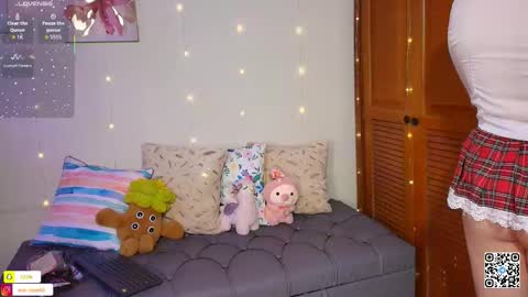 Snapshot of eva_rosse69 chatting on February 15, 2026, 12:03 pm Eva online show from February 15, 2026, 12:03 pm
