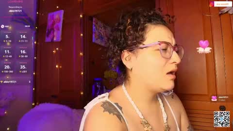 Snapshot of eva_rosse69 chatting on May 1, 2026, 11:04 am Eva online show from May 1, 2026, 11:04 am