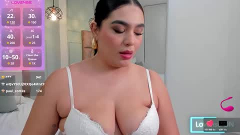 eva_saintt online show from September 15, 2025, 7:41 am