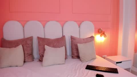 Snapshot of eva_saintt chatting on November 2, 2025, 2:14 am eva_saintt online show from November 2, 2025, 2:14 am