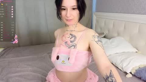 Eva online show from February 19, 2026, 3:13 am