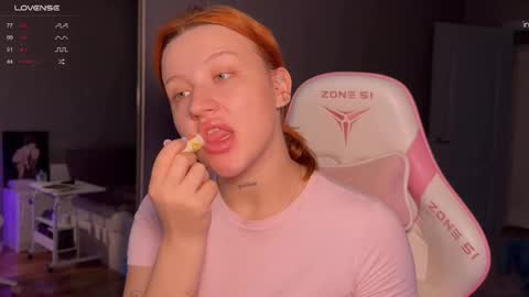 Snapshot of eva_swag chatting on November 7, 2025, 10:04 am eva_swag online show from November 7, 2025, 10:04 am