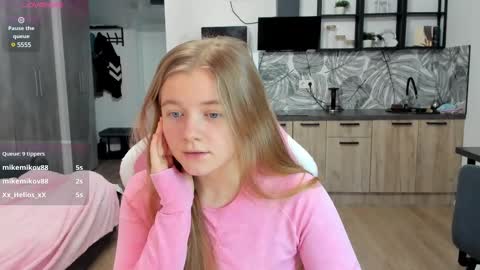 Eva online show from December 22, 2024, 11:33 am