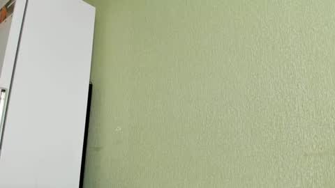 Eva online show from September 14, 2025, 6:23 am