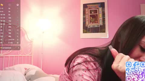 Snapshot of eva_vibe chatting on December 16, 2025, 6:29 am eva_vibe online show from December 16, 2025, 6:29 am