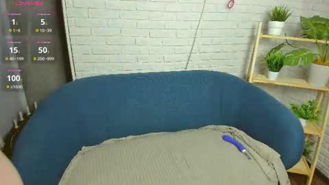 Snapshot of eva_willise chatting on July 5, 2026, 3:19 pm Hi Im Eva new here online show from July 5, 2026, 3:19 pm
